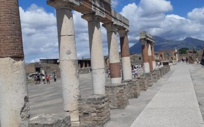 History: Pompeii and Herculaneum